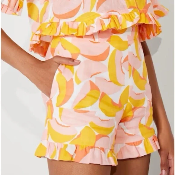 NWT Kate spade Peaches Ruffle Shorts